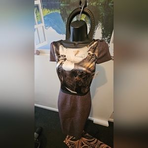 Beautiful Tahari fall dress - Size 6 - NWT